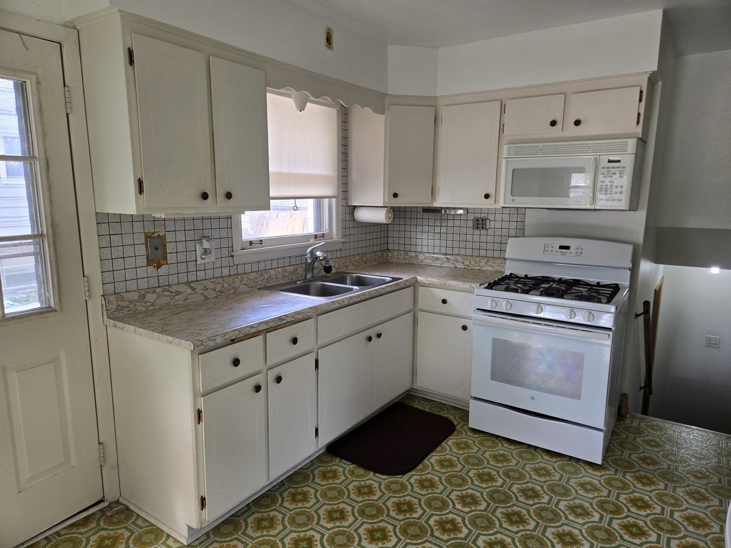 15120 Hamlin Avenue, Midlothian, IL 60445