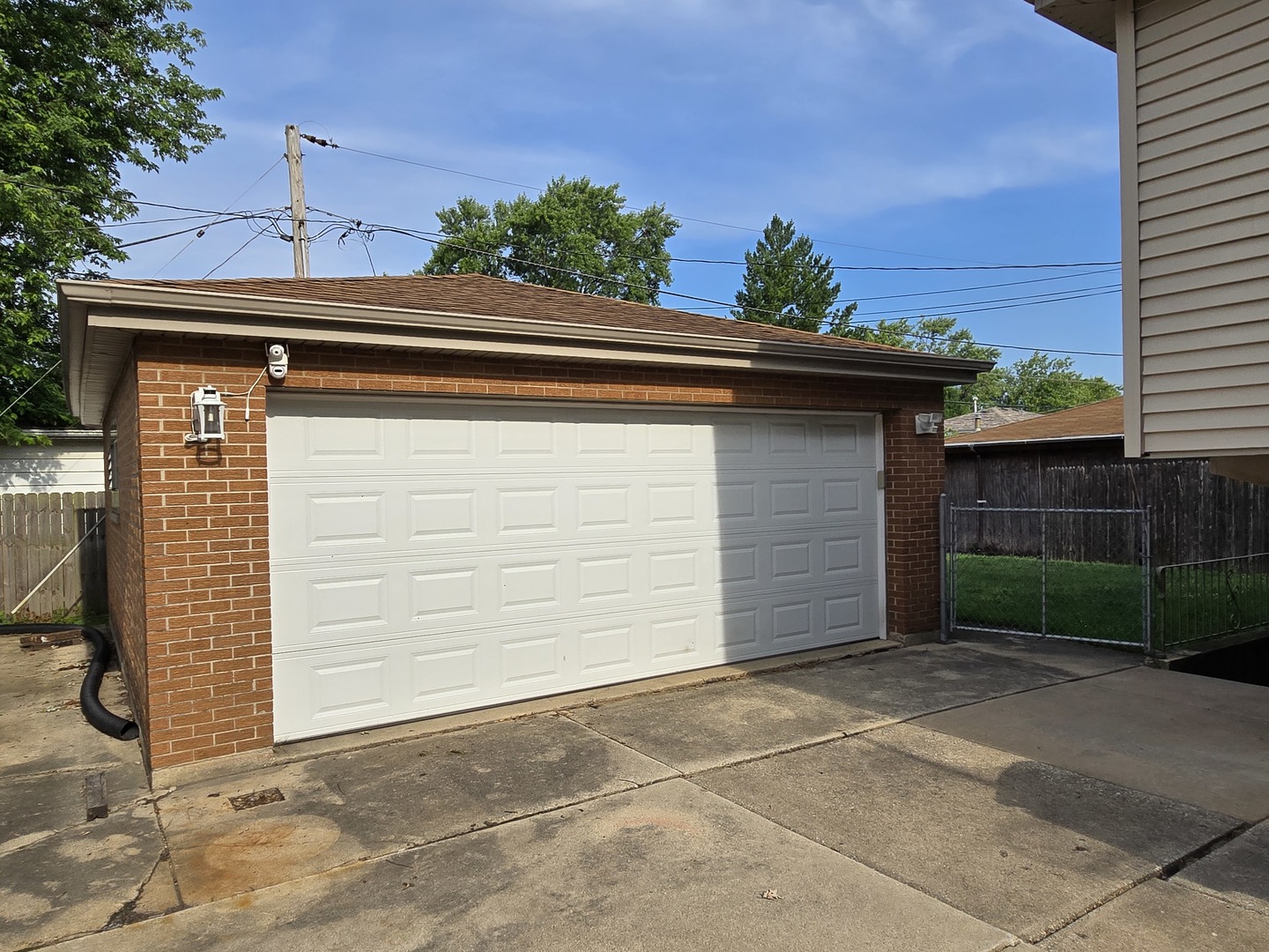 15120 Hamlin Avenue, Midlothian, IL 60445