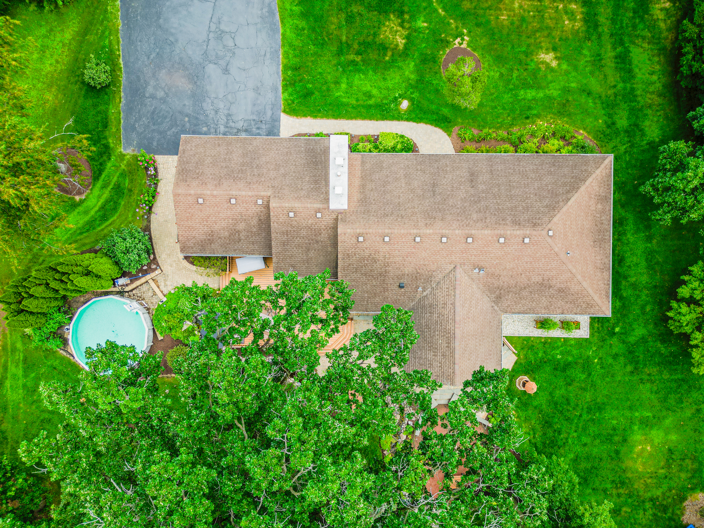 29W731 Cape Avenue, West Chicago, IL 60185