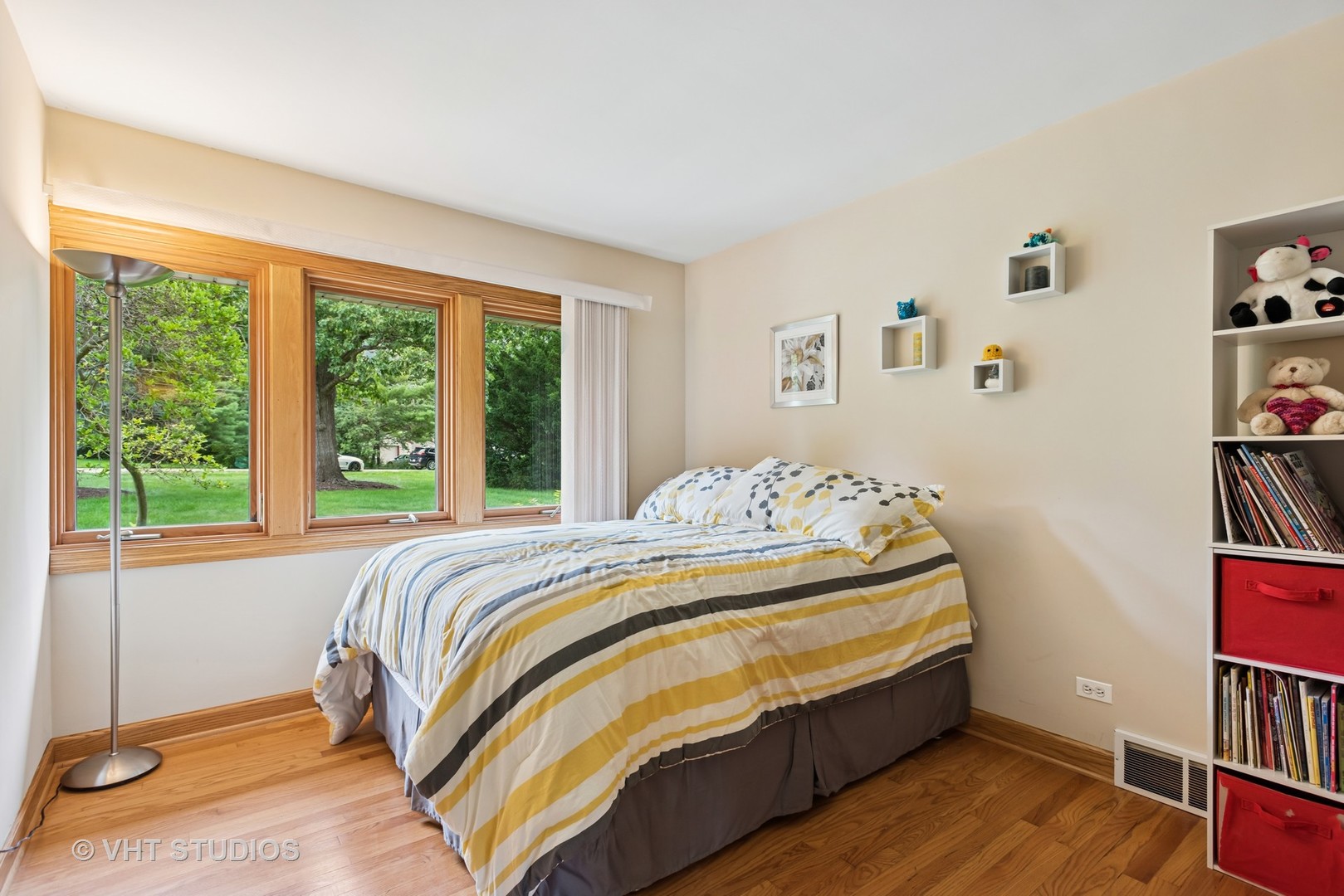 29W731 Cape Avenue, West Chicago, IL 60185