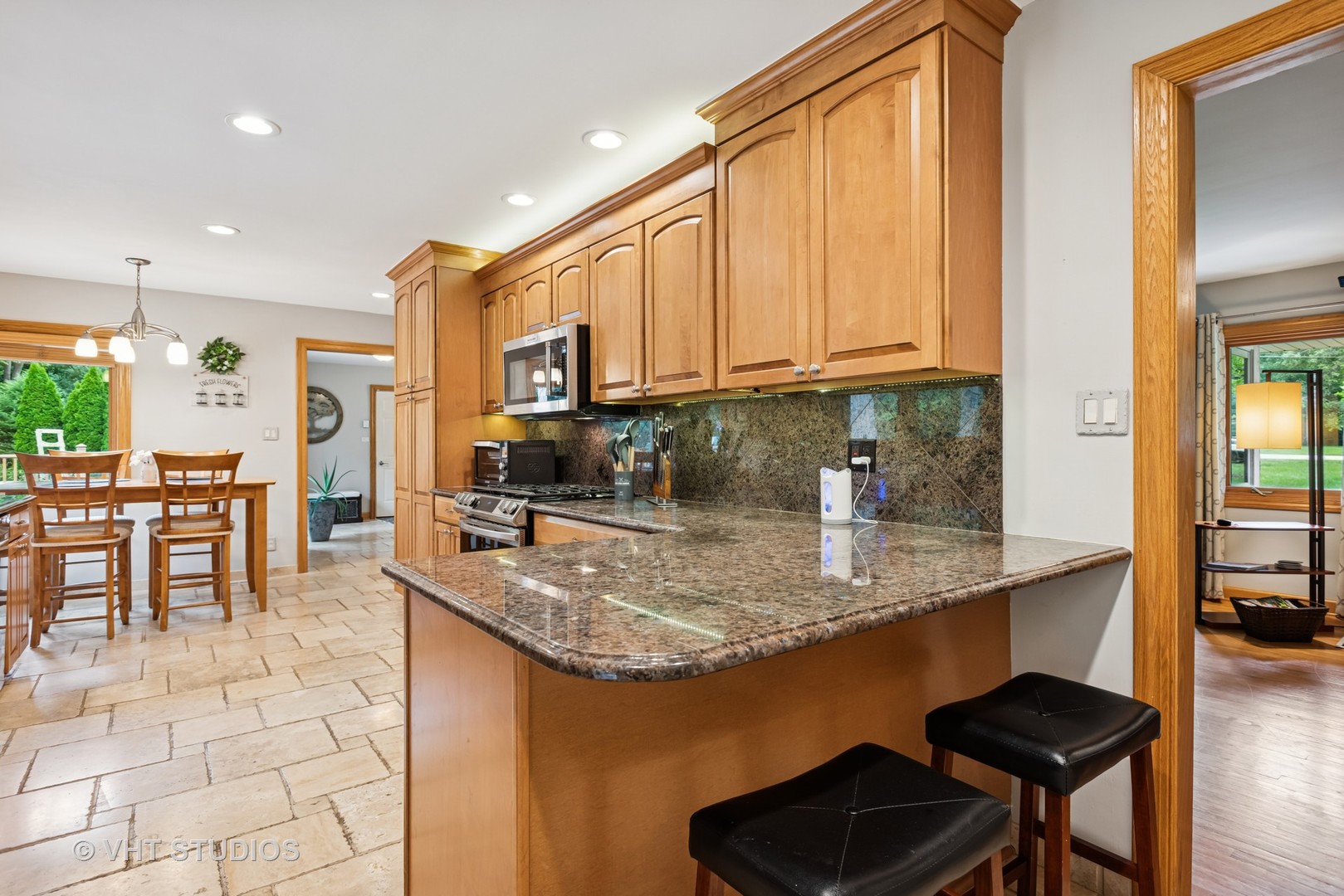 29W731 Cape Avenue, West Chicago, IL 60185