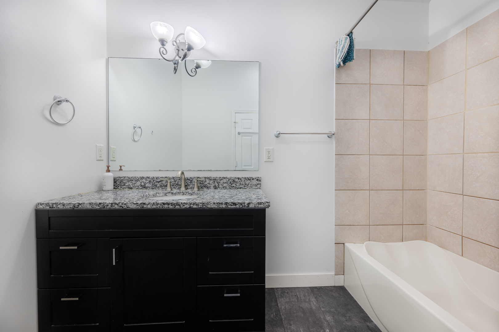 1719 S 4th Place, St. Charles, IL 60174