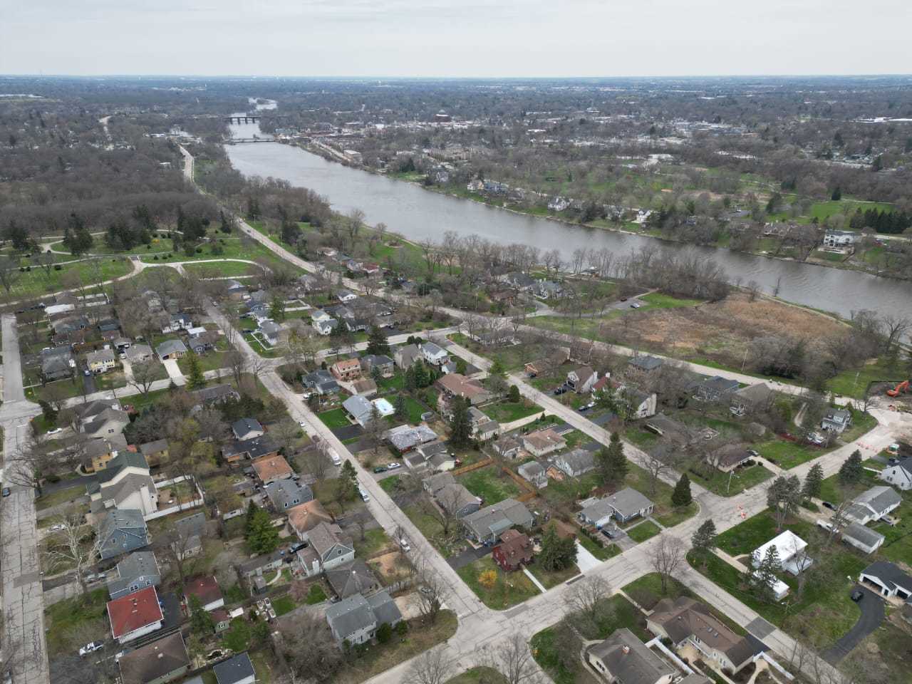 1719 S 4th Place, St. Charles, IL 60174