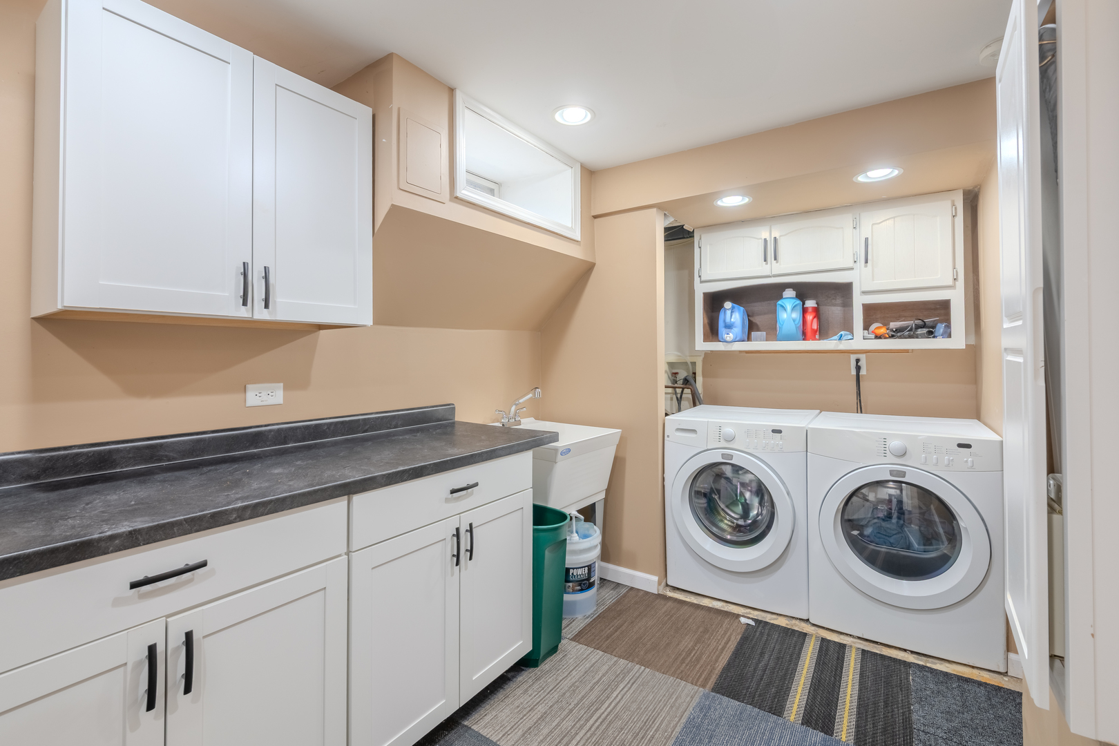 1719 S 4th Place, St. Charles, IL 60174