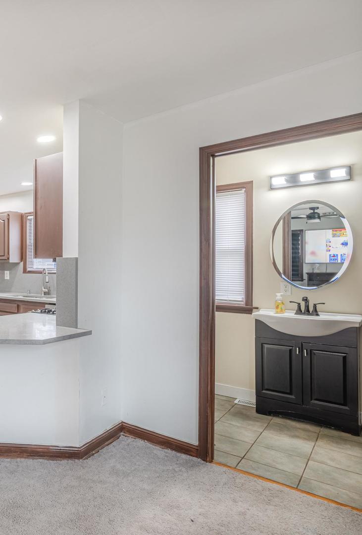 1719 S 4th Place, St. Charles, IL 60174