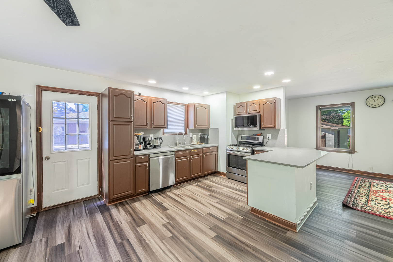1719 S 4th Place, St. Charles, IL 60174