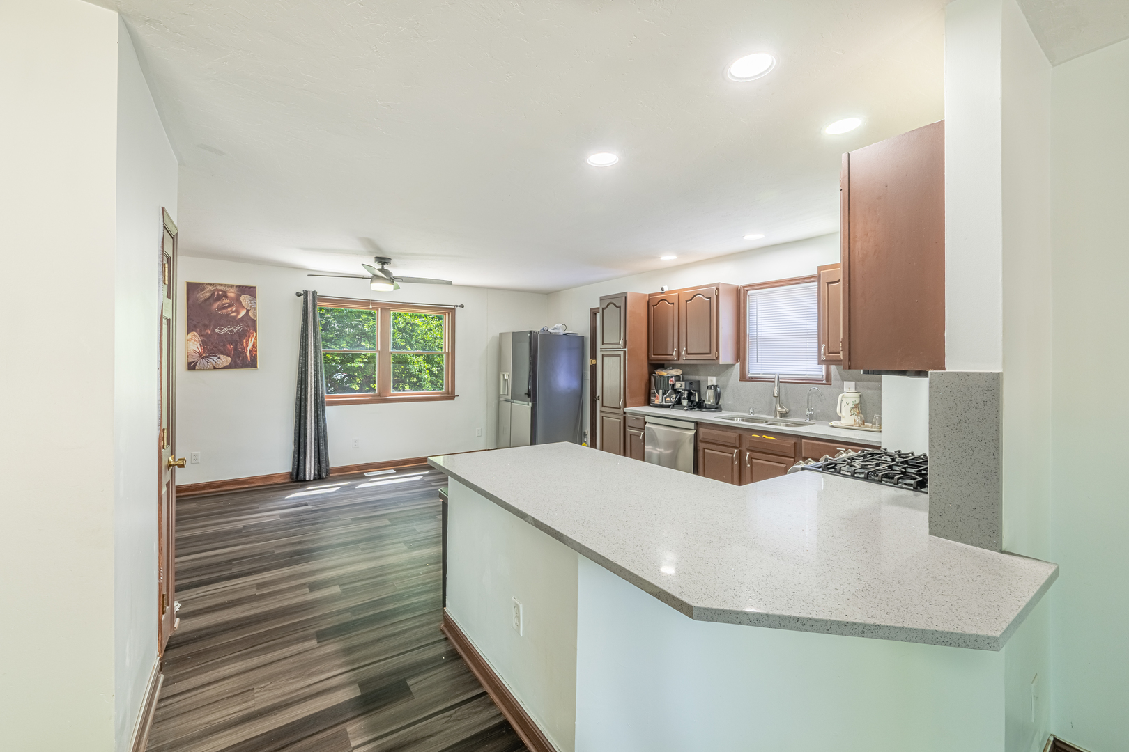 1719 S 4th Place, St. Charles, IL 60174
