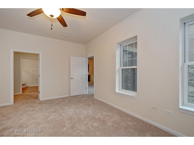 5100 W 96th Street #226, Oak Lawn, IL 60453