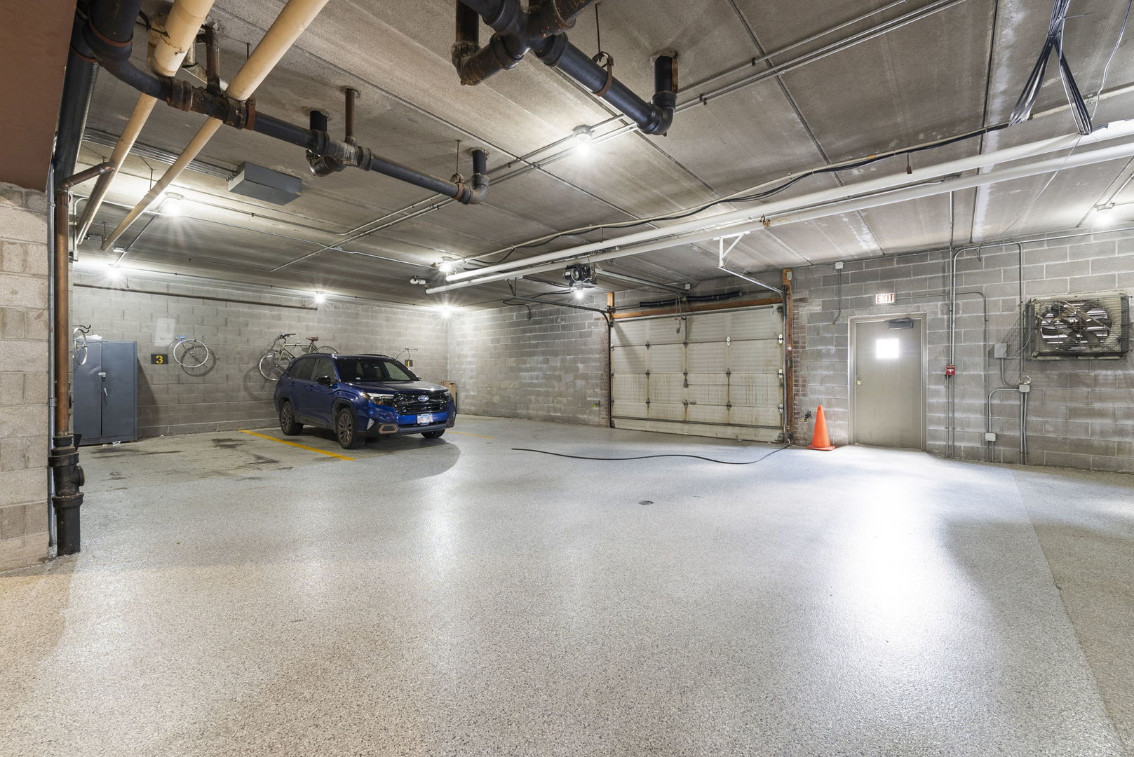 1551 Ashland Avenue #208, Des Plaines, IL 60016