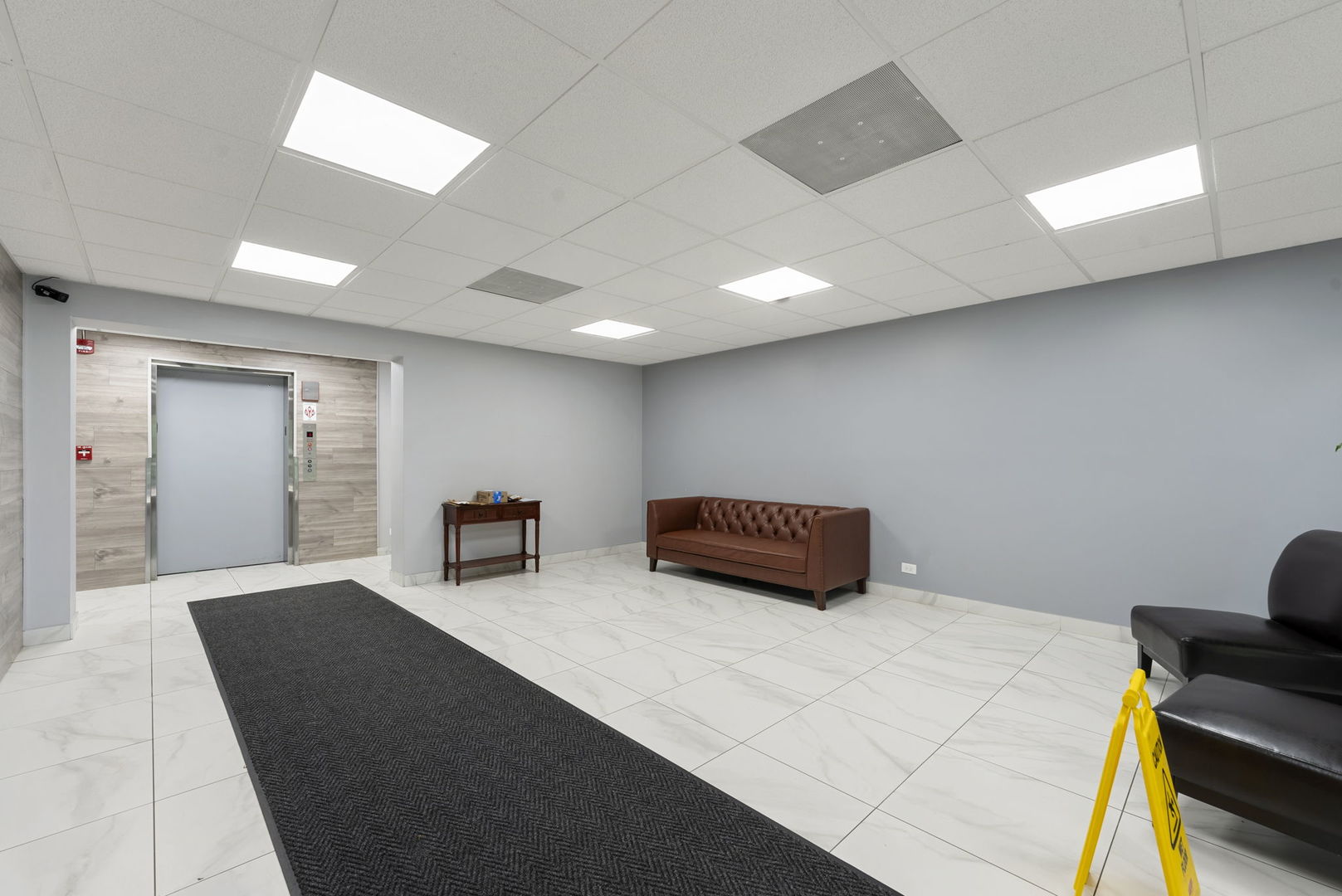 1551 Ashland Avenue #208, Des Plaines, IL 60016