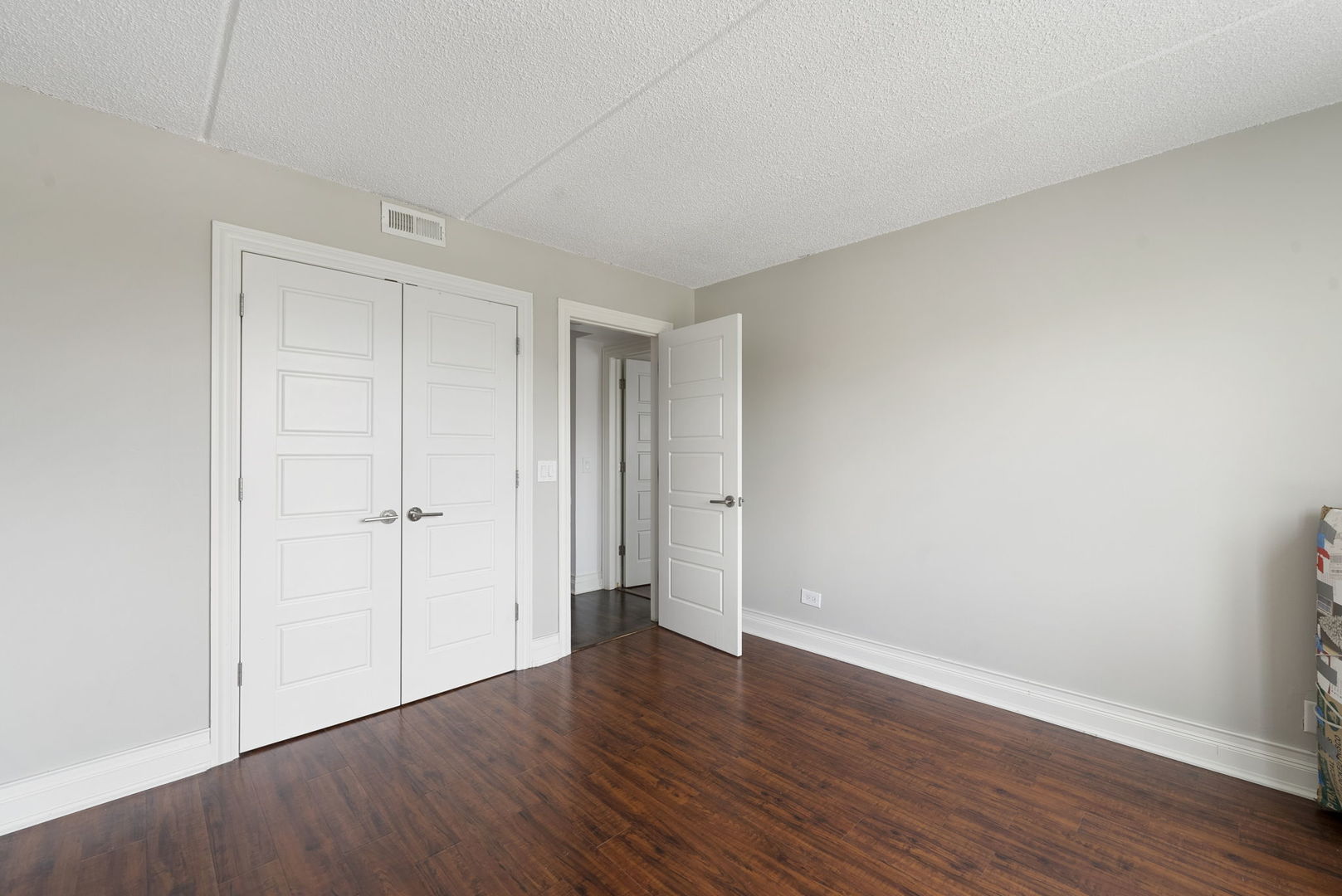 1551 Ashland Avenue #208, Des Plaines, IL 60016