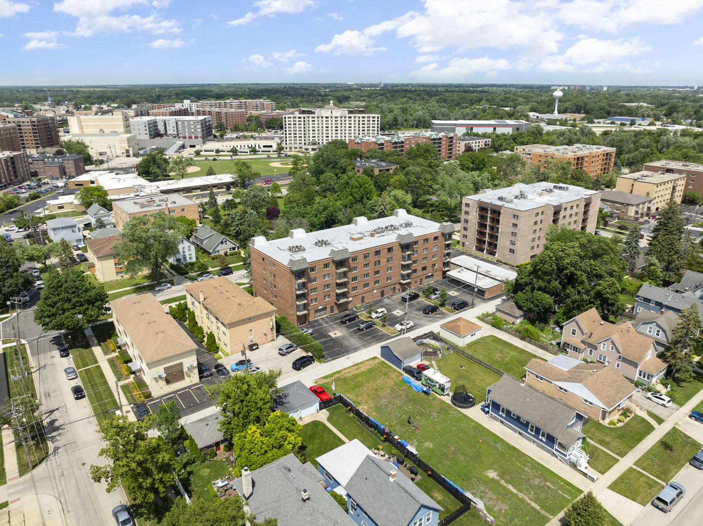 1551 Ashland Avenue #208, Des Plaines, IL 60016