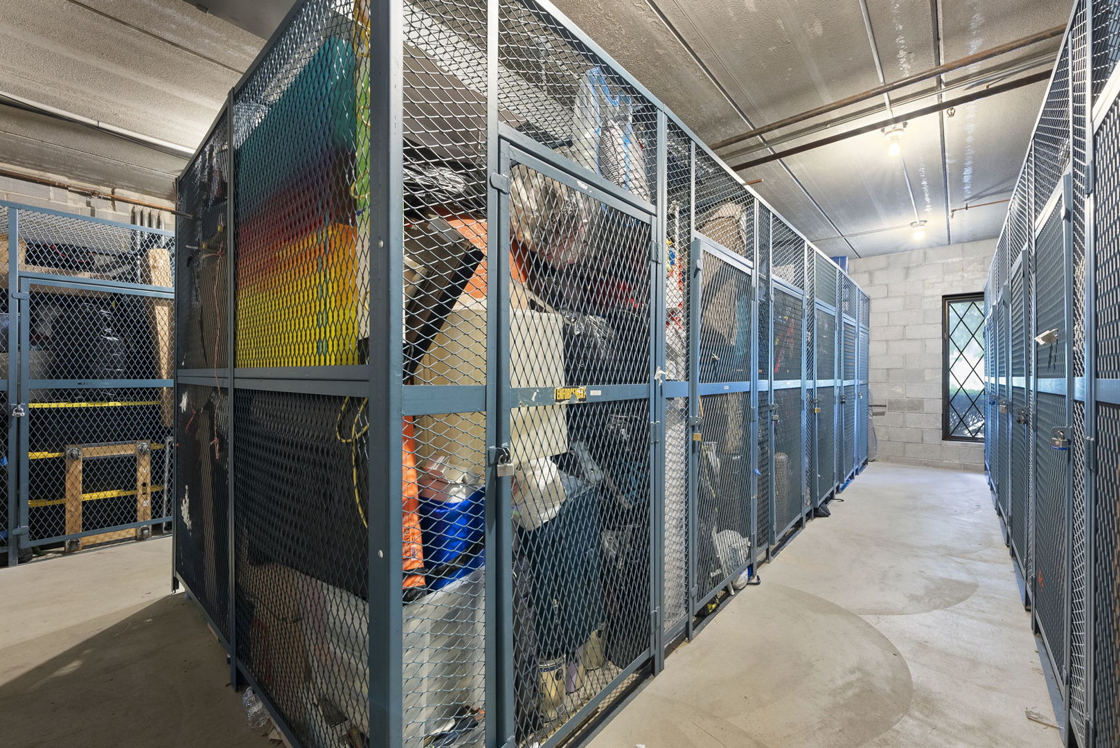 1551 Ashland Avenue #208, Des Plaines, IL 60016