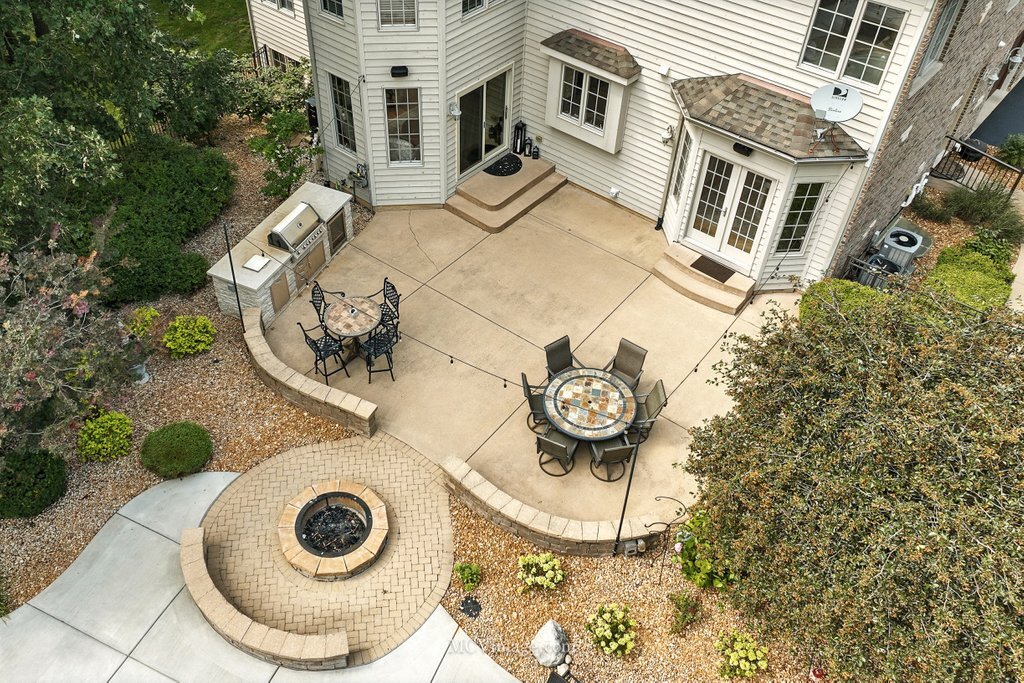 5N175 Oak Hill Drive, St. Charles, IL 60175