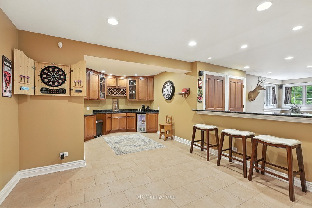 5N175 Oak Hill Drive, St. Charles, IL 60175