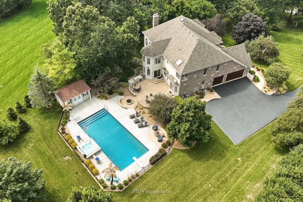 5N175 Oak Hill Drive, St. Charles, IL 60175