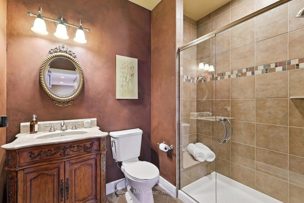 5N175 Oak Hill Drive, St. Charles, IL 60175