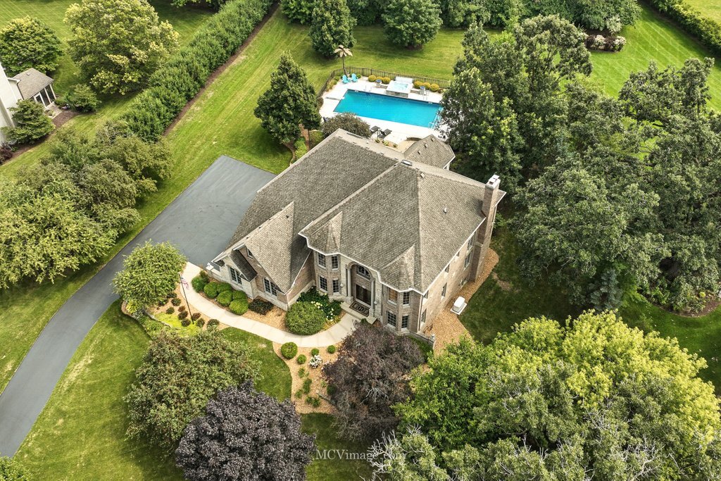 5N175 Oak Hill Drive, St. Charles, IL 60175
