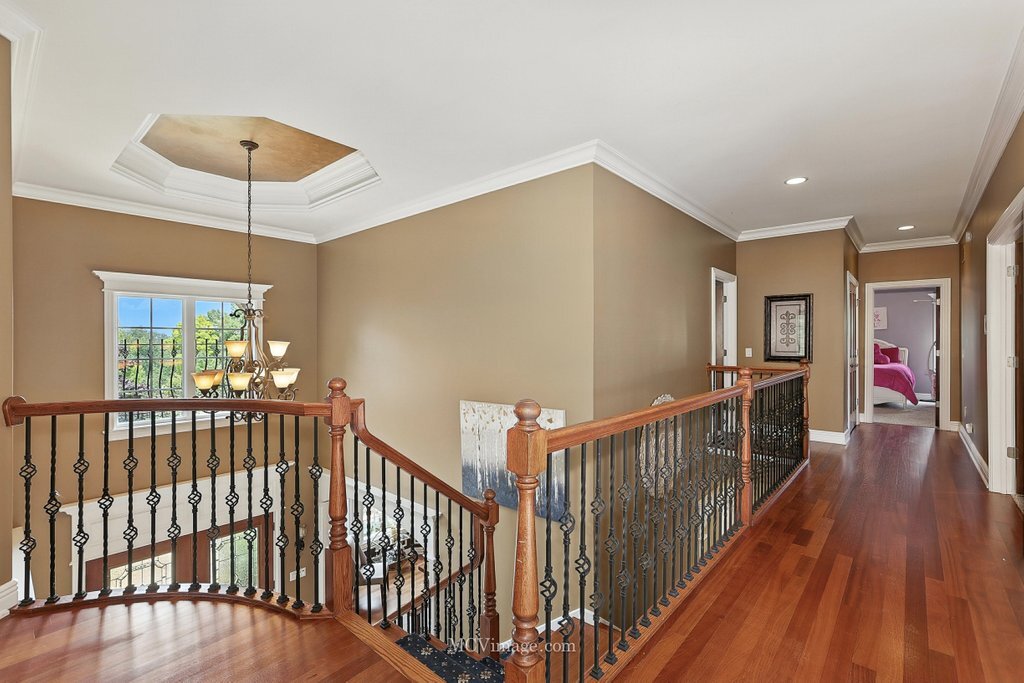 5N175 Oak Hill Drive, St. Charles, IL 60175