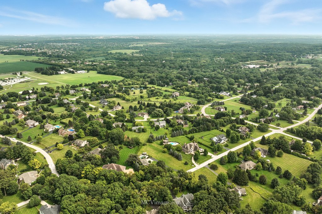 5N175 Oak Hill Drive, St. Charles, IL 60175