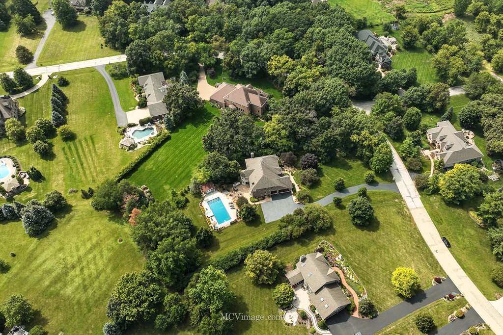 5N175 Oak Hill Drive, St. Charles, IL 60175