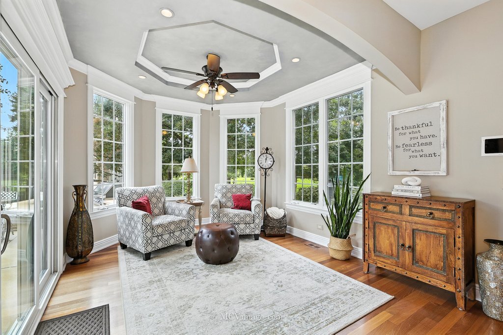 5N175 Oak Hill Drive, St. Charles, IL 60175