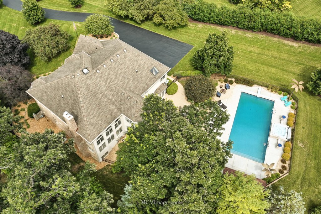 5N175 Oak Hill Drive, St. Charles, IL 60175