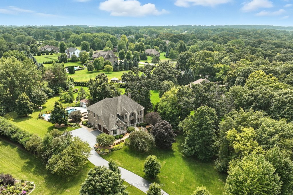 5N175 Oak Hill Drive, St. Charles, IL 60175
