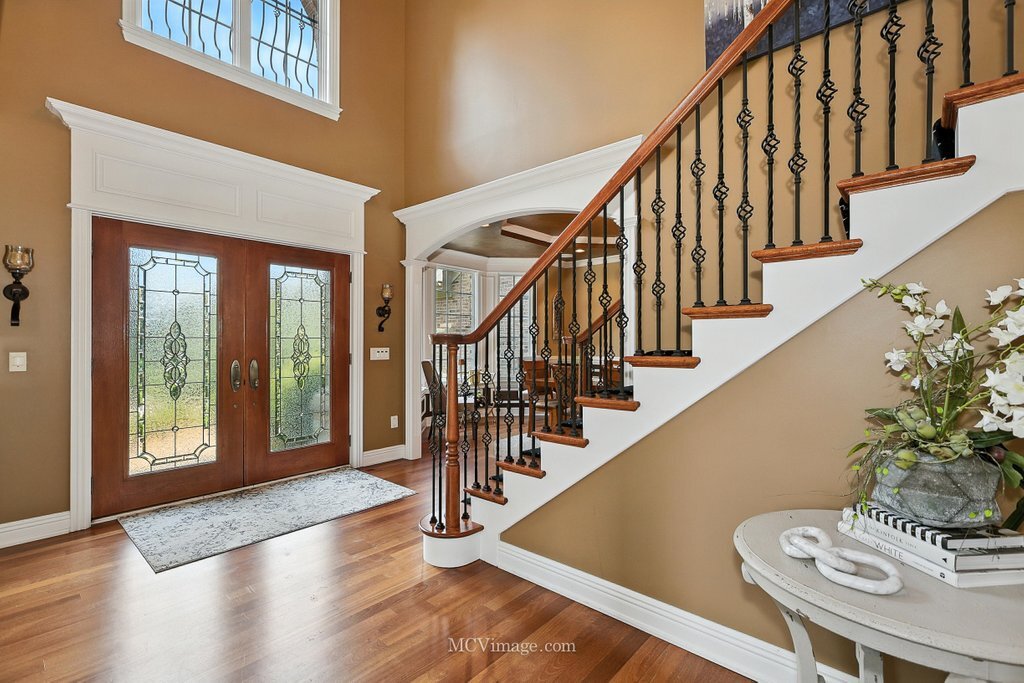 5N175 Oak Hill Drive, St. Charles, IL 60175