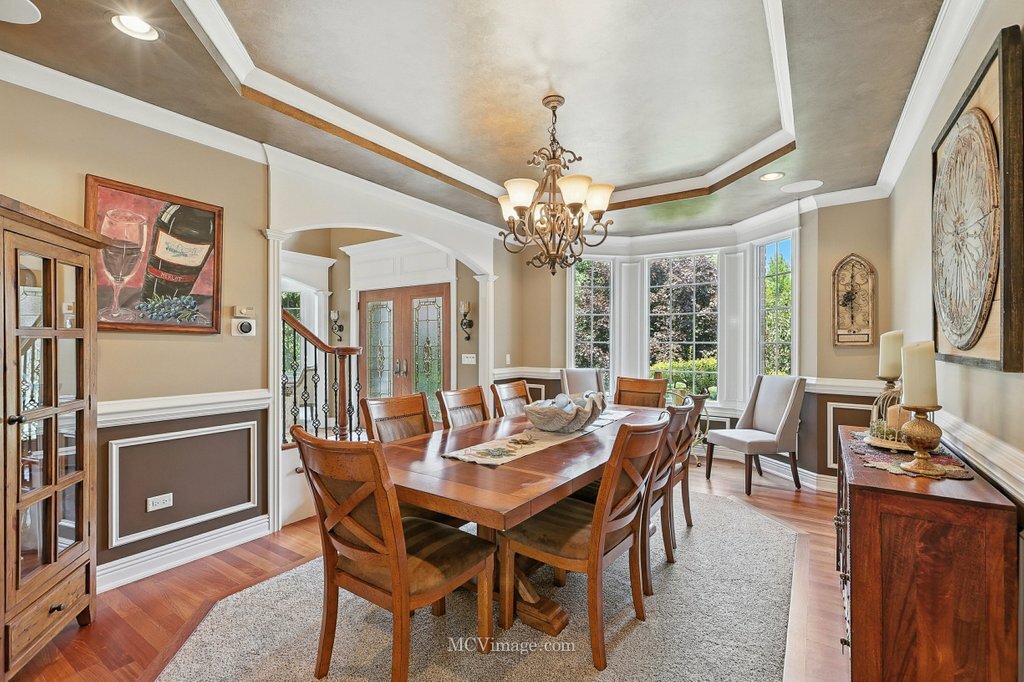 5N175 Oak Hill Drive, St. Charles, IL 60175