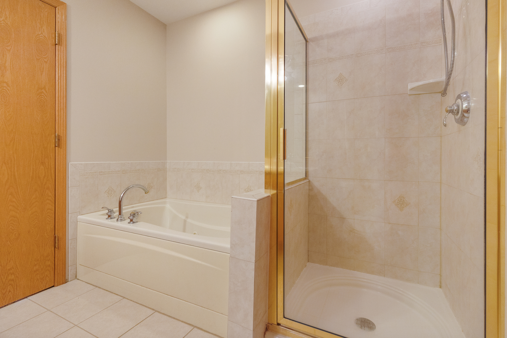 1312 Inverness Court, Antioch, IL 60002