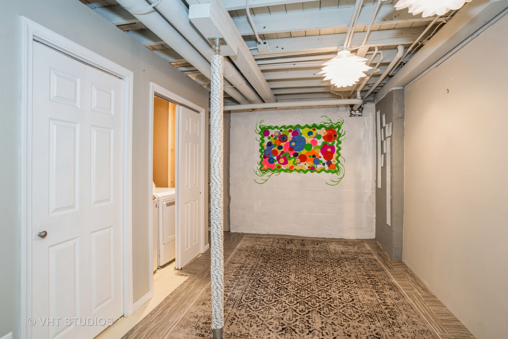 319 NORTH Avenue, Libertyville, IL 60048