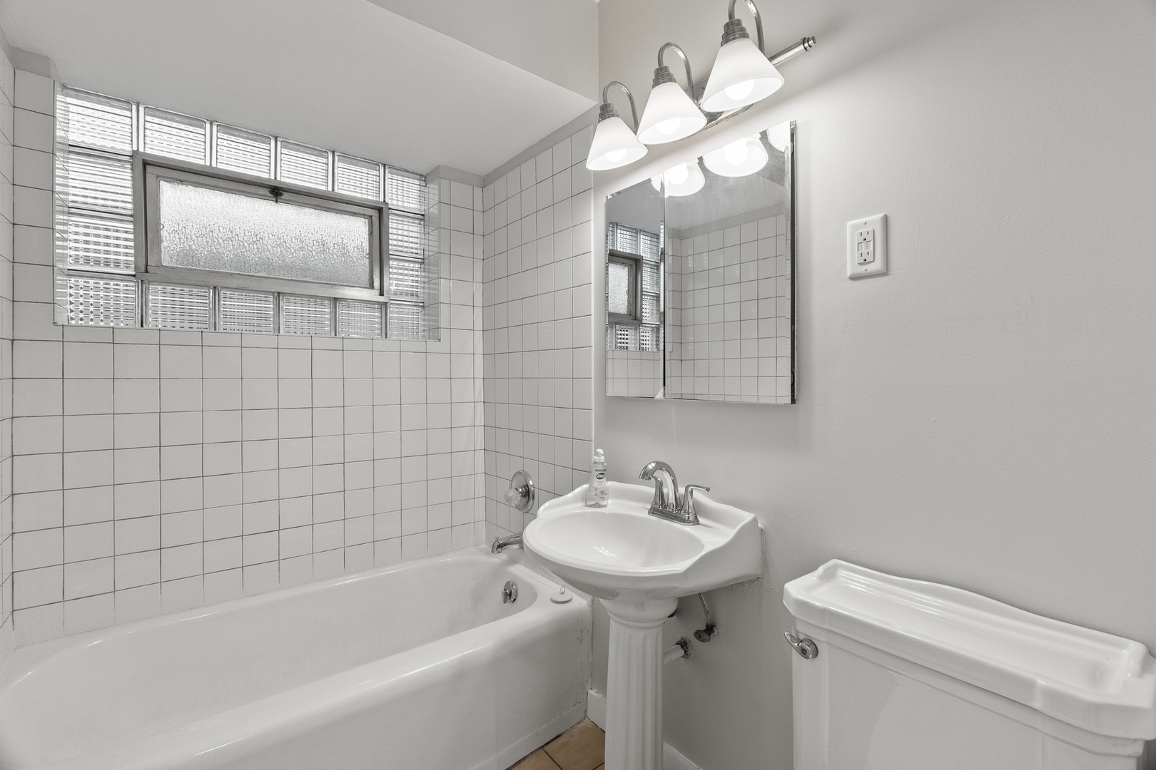 10722 S Union Avenue, Chicago, IL 60628