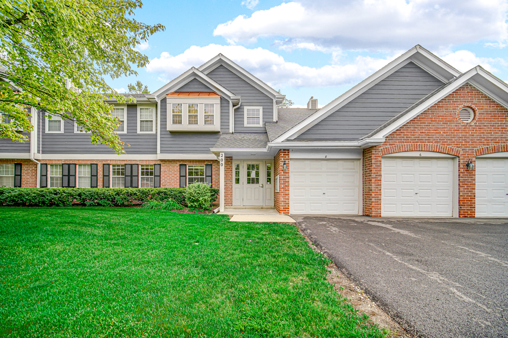 200 Columbia Court #5, Schaumburg, IL 60193
