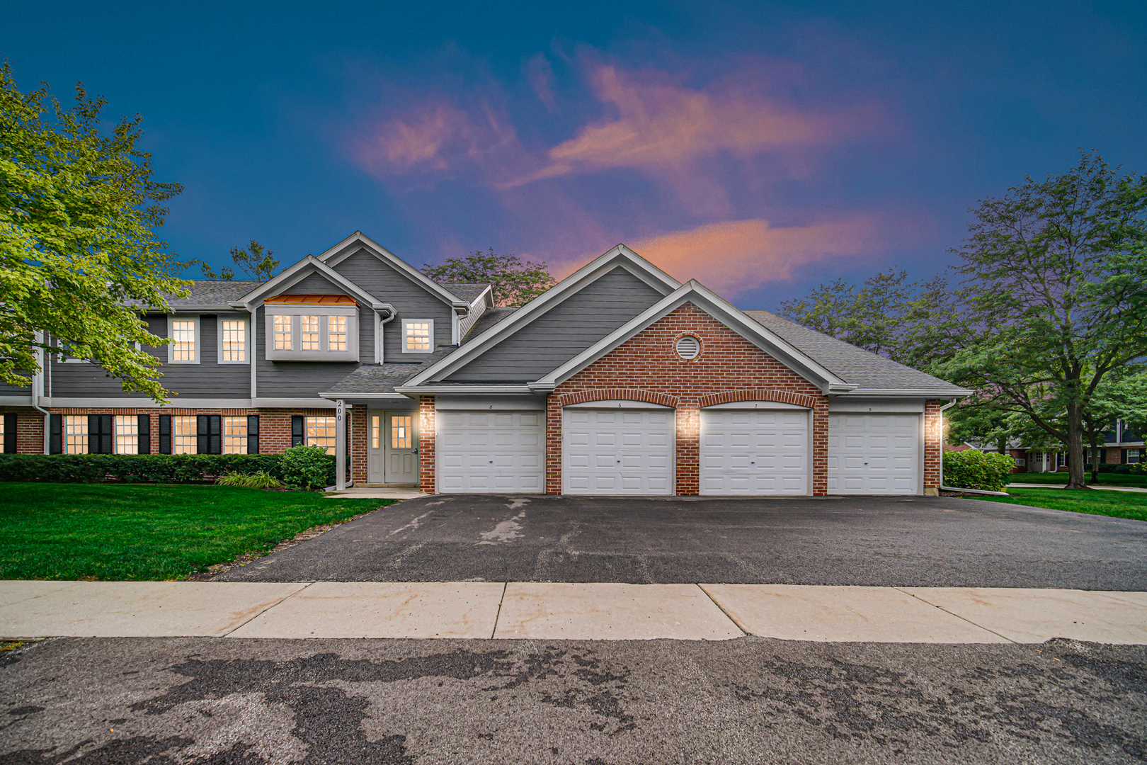 200 Columbia Court #5, Schaumburg, IL 60193