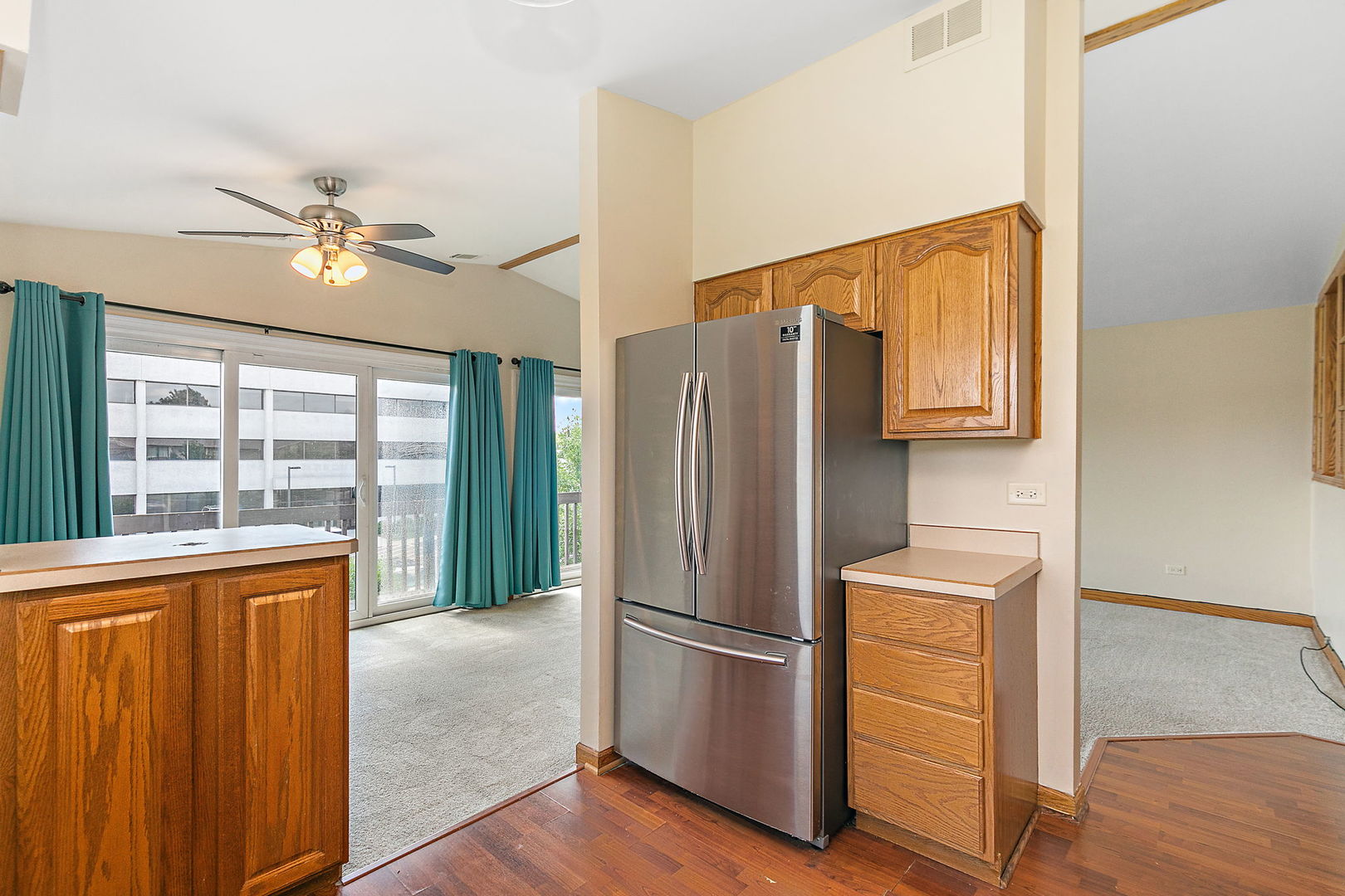 1310 Gifford Court #B, Hanover Park, IL 60133
