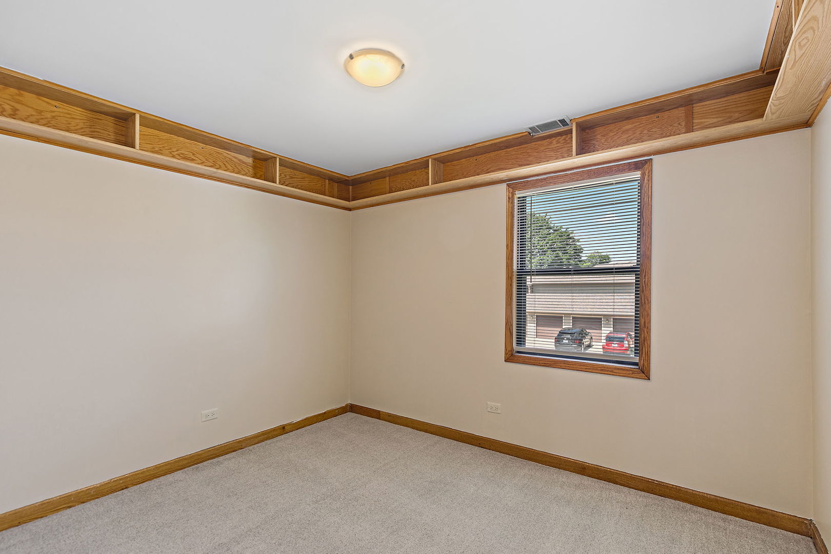 1310 Gifford Court #B, Hanover Park, IL 60133