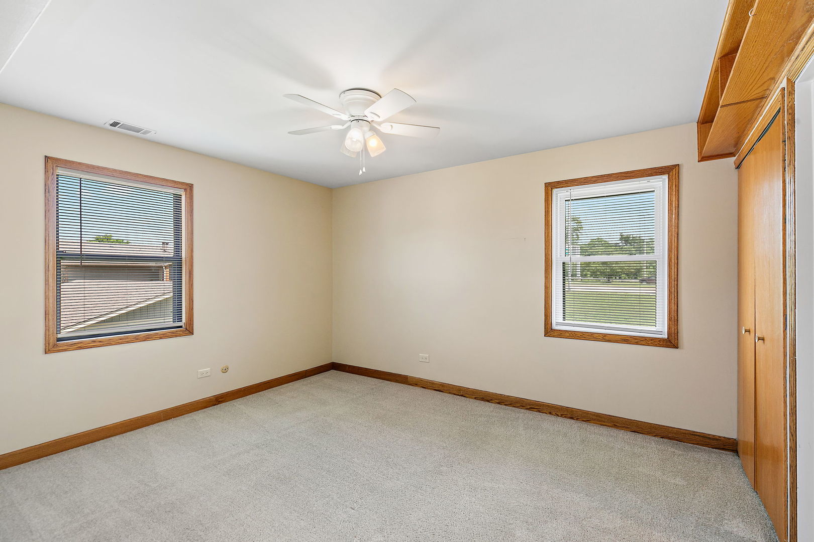 1310 Gifford Court #B, Hanover Park, IL 60133