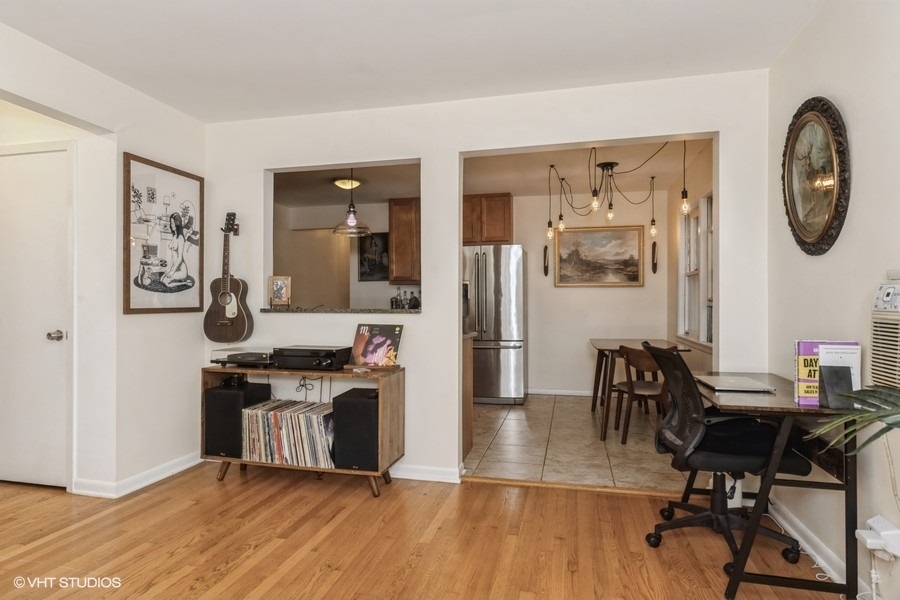 4030 N MOZART Street #3N, Chicago, IL 60618