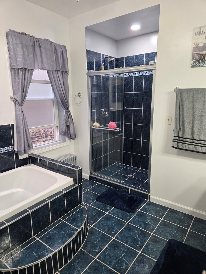 4028 W Crystal Street, Chicago, IL 60651