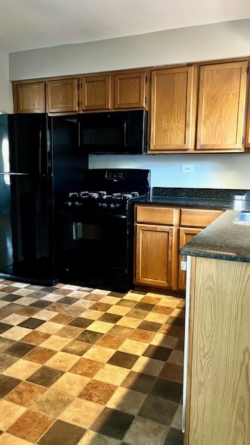 846 S Hawthorne Street, Elmhurst, IL 60126