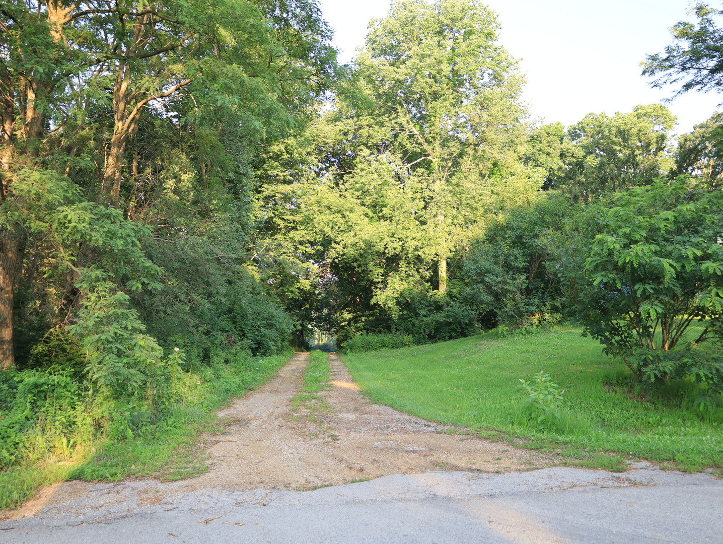 000 Mountain Lane, Freeport, IL 61032