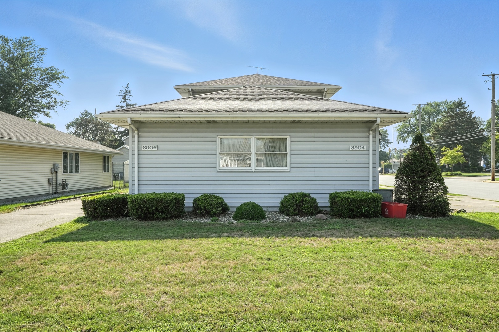 8904 Erie Street, Highland, IN 46322
