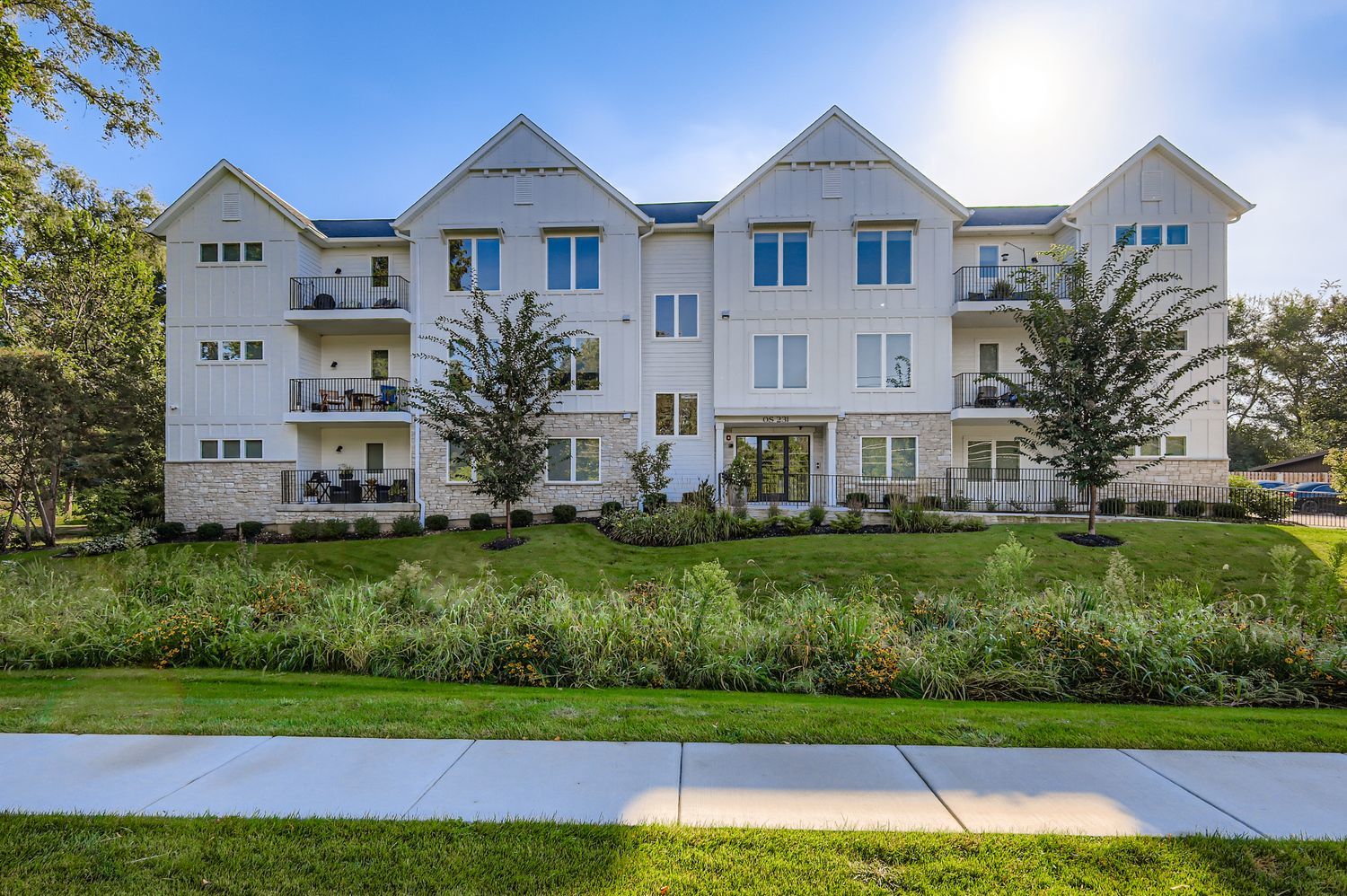 0S231 Winfield Road #101, Winfield, IL 60190
