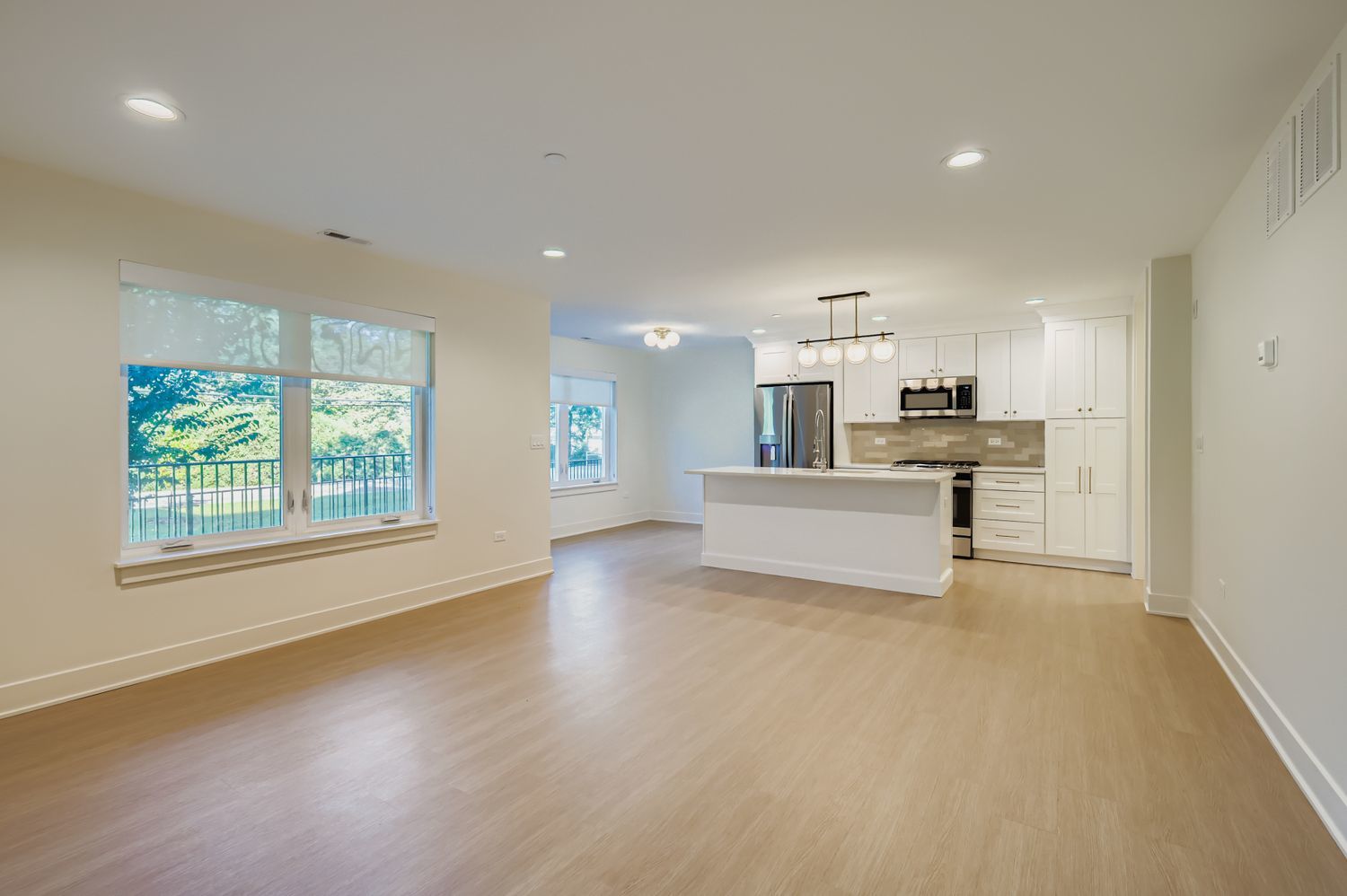 0S231 Winfield Road #101, Winfield, IL 60190