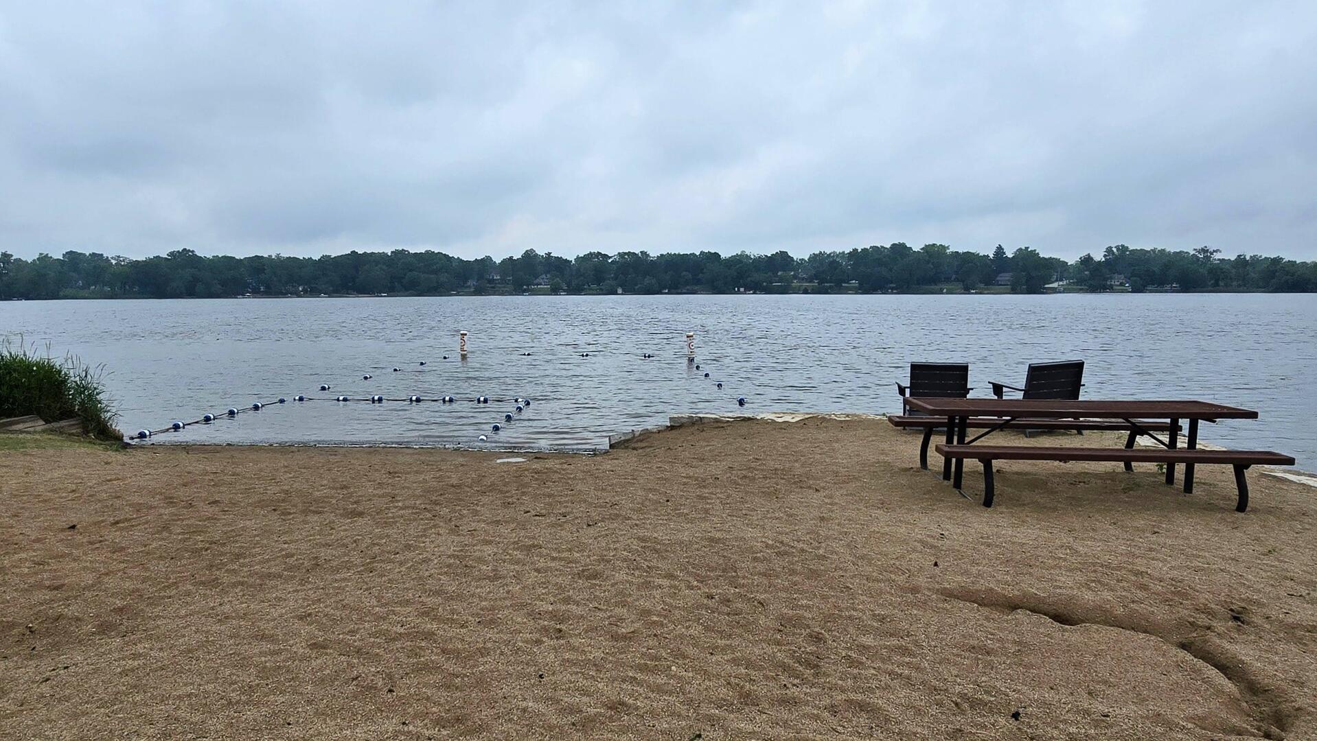400 Seafarer Drive, Third Lake, IL 60030