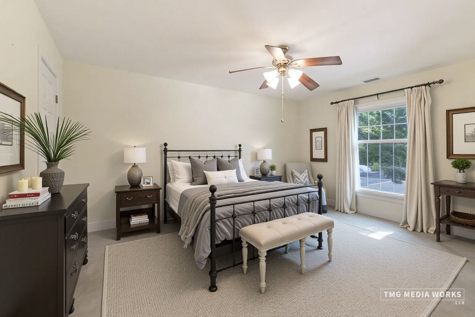 2163 Lancaster Circle #202B, Naperville, IL 60565
