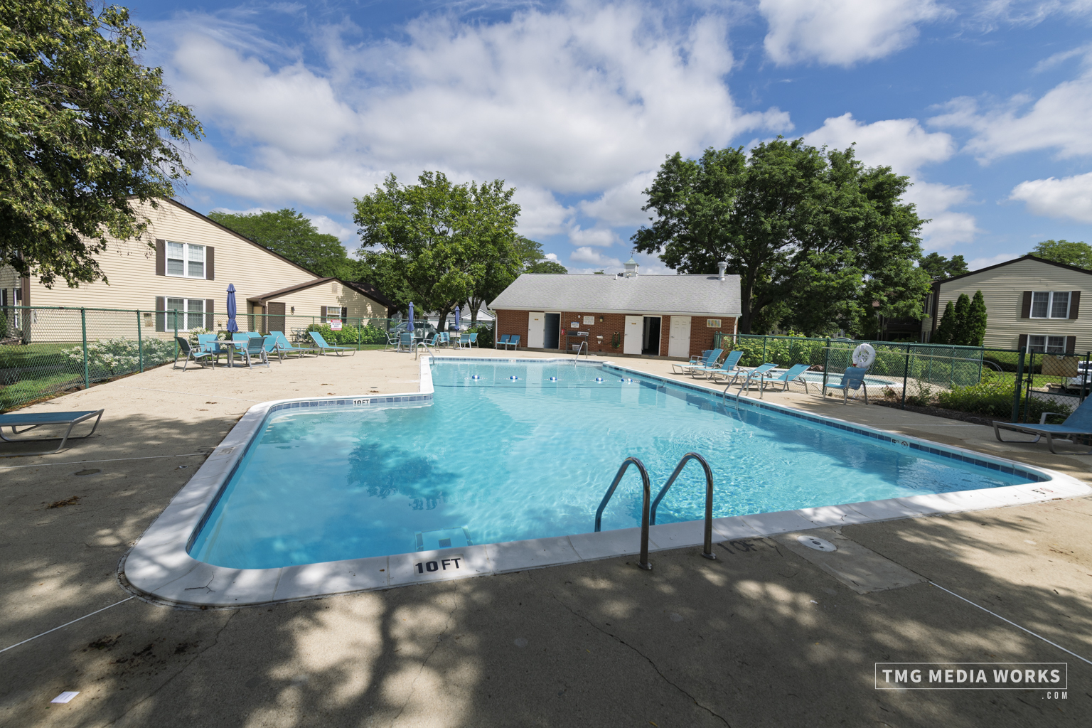 2163 Lancaster Circle #202B, Naperville, IL 60565