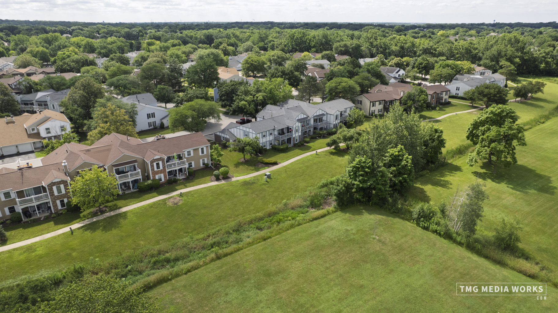 2163 Lancaster Circle #202B, Naperville, IL 60565