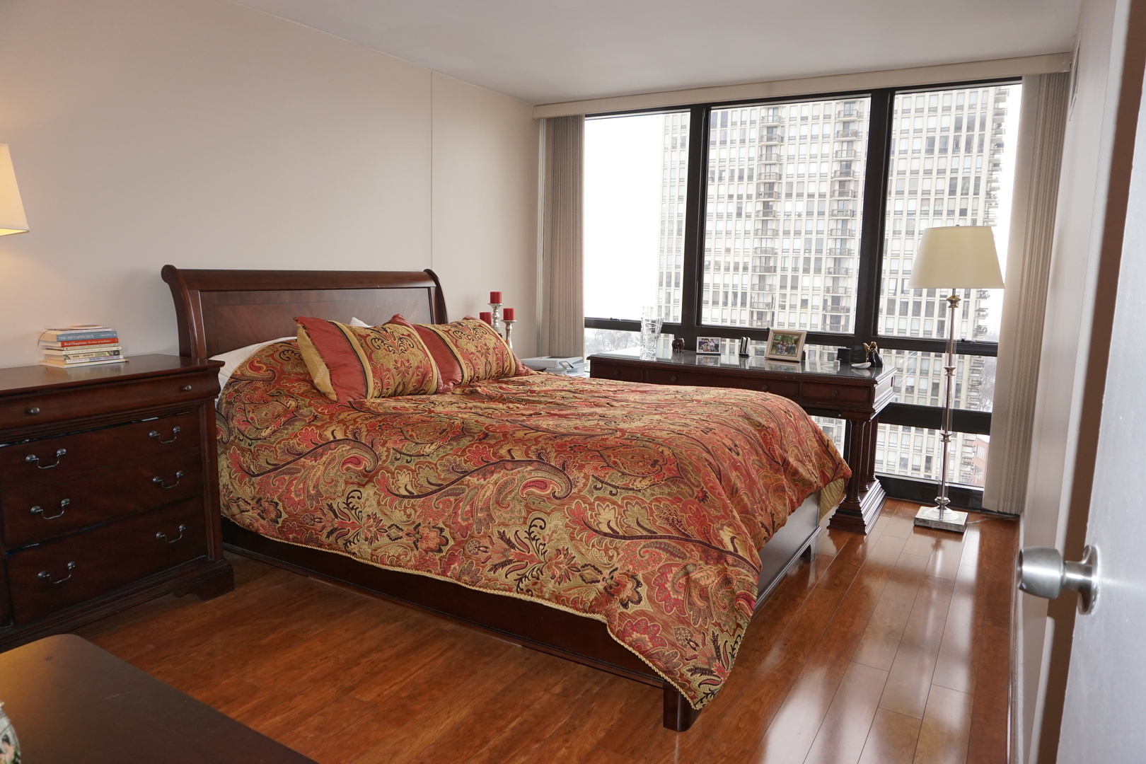 1636 N Wells Street #2007, Chicago, IL 60614